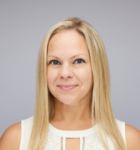  Tricia Sutherland, TS